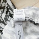 J.Crew  Linen Blend‎ Short Sleeve Romper w/ pockets in Black White Ikat Print, XS Photo 15