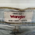 Wrangler light wash distressed denim Bermuda length short with tough hem size 8 Photo 3
