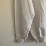 Gildan  classic white sweatshirt medium Photo 1