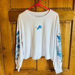 Detroit Lions Wear White Long Sleeve Shirt with Blue Graphics Size M Photo 1