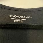 Beyond Yoga  Circle Side Cutout high low hem tank size small black Photo 4
