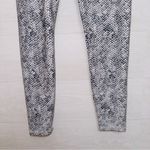 Balance Collection Women's Black White Monochrome Patterned High Rise Leggings Photo 4