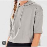 Fabletics Ashley Dove Gray Short Sleeve Hoodie Women XS Cropped Athleisure Photo 7
