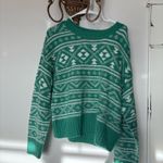American Eagle  sweater Photo 1