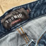 Torrid Women's  24R Distressed skinny jeans Photo 2