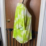 LuLaRoe NWT Dahl Crop Top Green White Size L Photo 3