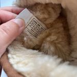 UGG  Chestnut Classic Sheepskin Boots Size US 8 Sheepskin lining‎ Photo 6