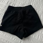 Lululemon Team Canadá Relaxed Fit High Rise Fleece Short 4’ Photo 1