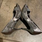 J. Renee Silver Metallic Dressy Peep Toe Heels Shoes Womens Size 8.5M Photo 8