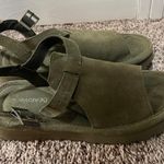 BEARPAW Sandals Photo 1
