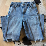 Good American Good Curve Distressed Jeans Size 10/30 STYLE: GCS127T Photo 0