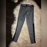 Nike Pro heathered grey leggings sz small Photo 1