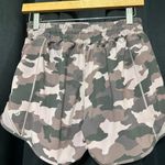 Lululemon  Hotty Hot Shorts Photo 2