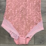 Leonisa  Shaping Underwire Convertible Bodysuit Pink Size 38 Photo 2