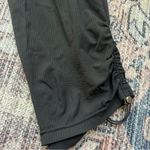 Lululemon Dance Studio Mid-Rise Crop 25"
Black Pants Size 12 Photo 11