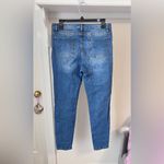 Orvis  Ladies Skinny Jeans Photo 2