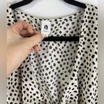 VICI Vice Flawless Tie Front Romper Short Wide-Leg V-Neck Jumpsuit Women’s Size Small Photo 4