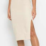 EXPRESS off white ivory long line pencil side slit midi skirt size 3/4 Photo 0