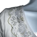 White House | Black Market White Embroidered Lace Beaded Neckline Top EUC Size XS Photo 4