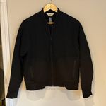 Vuori Halo Basin Bomber women’s Medium $198 Still on Site Photo 2