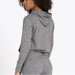 Vuori  Halo Performance Hoodie Heather Gray Full Zip Photo 2