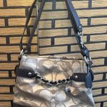 Coach  Tan‎ Signature Shoulder Bag Photo 0