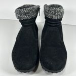 Khombu  Laura Women's Boots - Black - Brand New in Box - Size 6 Photo 1