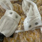 Lulus Sweetest Frills Yellow Floral Bodysuit Sz L Size L Photo 12