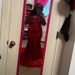 Windsor Aglist Red Prom Dress/ Gown. Photo 4