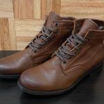 Frye  3471448-COG “Tyler” Lace Up Cognac Handcrafted Leather Boots Size 9B Photo 4