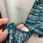 Nike  Pro Blue Multi Color Pattern 1/4 Zip - Size L‎ Photo 2