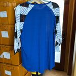 LuLaRoe NWT Randy Blue w/ White Blue Black Red Plaid Sleeve Size XL Photo 5