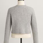American Eagle  Ribbed Knit Cropped Sweater Gray XS  Long Sleeve Crewneck Ribbed Photo 5