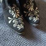 Agave Sky Black Leather Pointed Toe Embroidered Western Boots Size 5 Cowboy Heel Photo 2