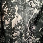 Oakley Women’s Black  Puffy Snow Jacket Size M Photo 7