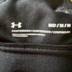 Under Armour  Black Compression Sports Bra Crossback Medium Photo 5