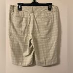 Ashworth Womens Beige White Plaid Golf Bermuda Shorts Size 6 11” Inseam Photo 1