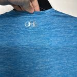 Under Armour  Woman’s V-neck shirt Blue/white Size Medium Photo 5