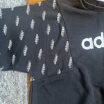 Adidas Black  pullover 2xl Photo 2