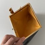 Etra vintage brown leather crocodile pattern pocketbook/ clutch. Photo 4