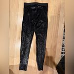 David Lerner  black foil-print faux leather leggings size small! Photo 3