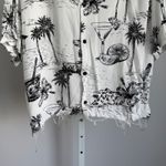 Bershka XL White Tropical Print Beach Resort Costal Button Down Shirt Photo 2