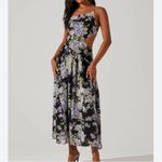 ASTR  Gaia Floral Midi Dress Photo 3