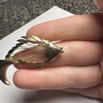 Fish Wire Design Gold Tone Brooch Pin Photo 2