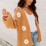 VICI NEW -FALLEN DAISY OVERSIZED KNIT CARDIGAN Photo 2