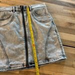 EXPRESS Gray Acid Washed Zip Up Denim Skirt 6 Photo 4