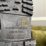 Sole Mates Women’s 90’s Style Retro Y2K Thong Sandals Photo 10