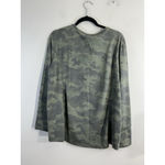 Womans Jane & Delancey XL Green Camo Long Sleeve Pullover T Shirt Photo 1