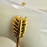 Stella & Dot  Gold tone feather open Cuff Bangle bracelet Photo 4