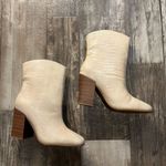 Journee Collection JOURNEE Elegant Cream Ankle Boots Size 9 Photo 11